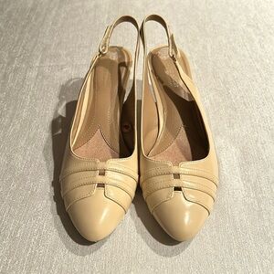 Naturalizer Cream Sling Back Kitten Heels